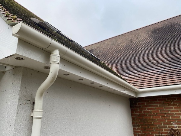 Residential gutter cleaning experts in Cheshunt, Hertfordshire